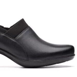 NWT Clarks Collection Emslie Summit High Heel Shoe Black 11M